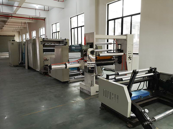 勝昌卷料燙金機(jī)成品率高，應(yīng)用范圍廣